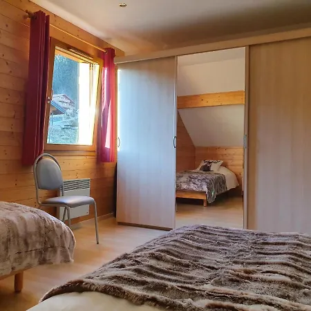 Les Joyeux Randonneurs Proche Gerardmer * Xonrupt-Longemer
